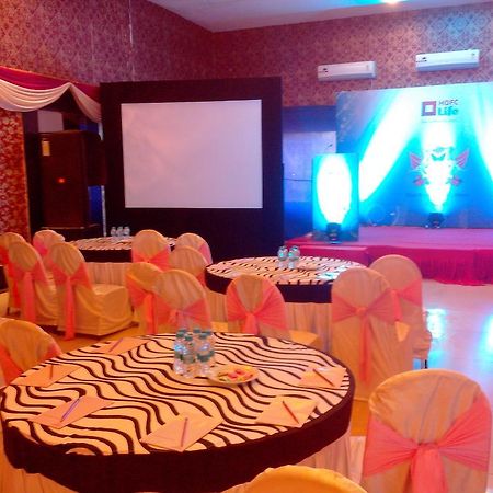 Meuse Jupiter Business And Luxury Hotel Nashik Exterior foto