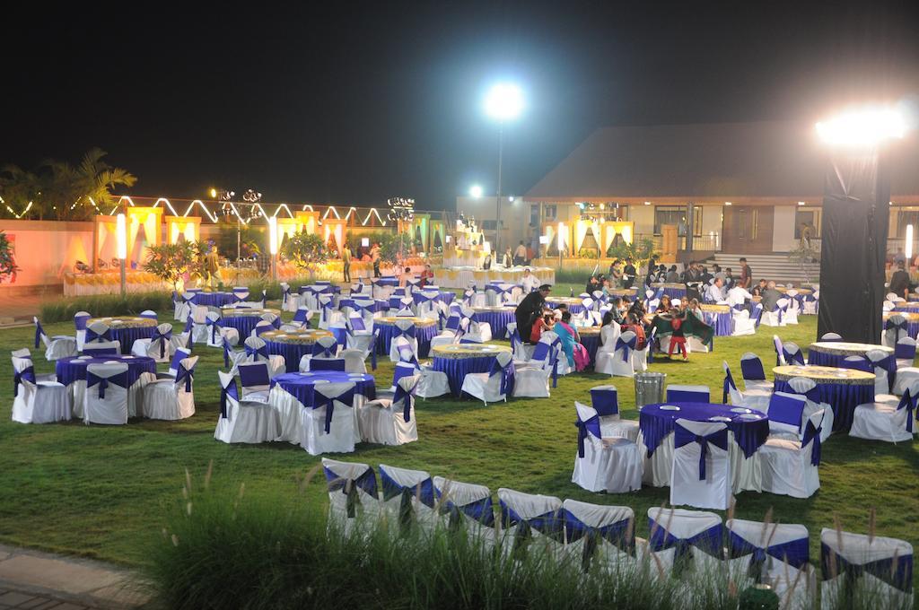 Meuse Jupiter Business And Luxury Hotel Nashik Exterior foto